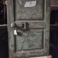 Cassaforte Antica di fine 700 trasportabile