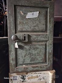 Cassaforte Antica di fine 700 trasportabile
