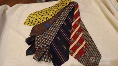 Cravatte Firmate Missioni, Trussardi, Versace 