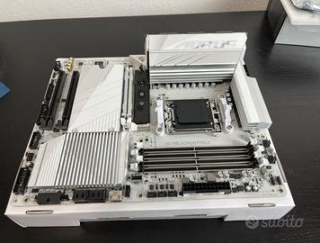 GIGABYTE X670E AORUS PRO X Scheda Madre AM5 DDR5