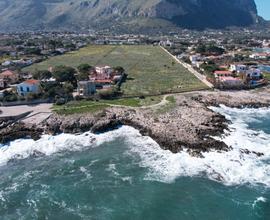 5 ettari sul mare a 3min dall'aeroporto