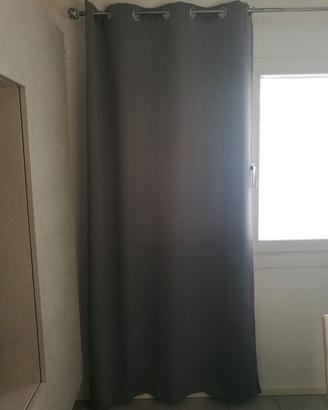 Tenda oscurante grigia