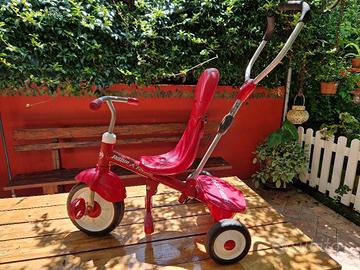 triciclo Radio flyer