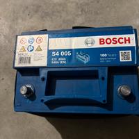 Batteria auto bosh S4 005 12 V 60Ah 540A(EN)