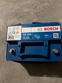 Batteria auto bosh S4 005 12 V 60Ah 540A(EN)
