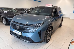 Peugeot 5008 GT EXCLUSIVE motore elettrico (73 kWh