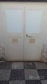 porta doppia apertura in alluminio colr panna