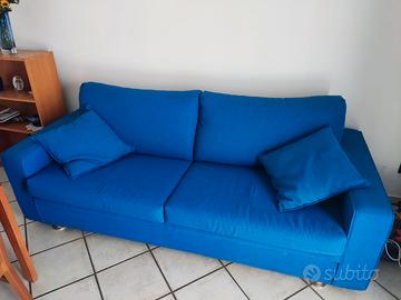 Divano blu in tessuto, 3 posti, dimensioni 220x95