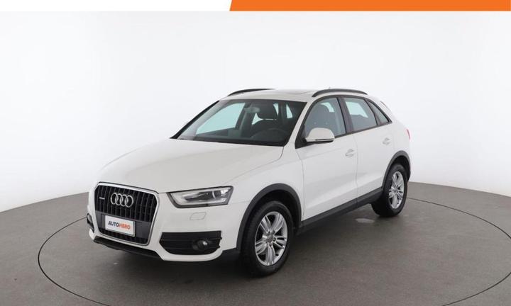 AUDI Q3 JA21677