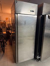 Armadio Frigo Professionale con Ruote