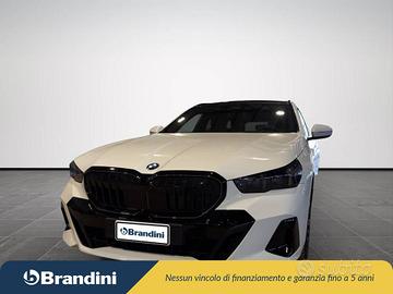 BMW Serie 5 540d Touring 48V xdrive M Sport Pro 18