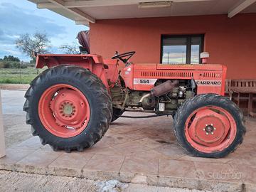 Trattore gommato Carrara 554