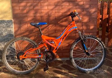 Mountain bike da ragazzo/a