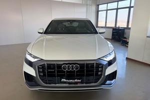 Audi Q8 55 TFSI quattro tiptronic Sport