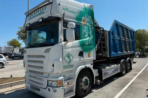 Scania R620 V8 Cassa con il Ragno e Polipo