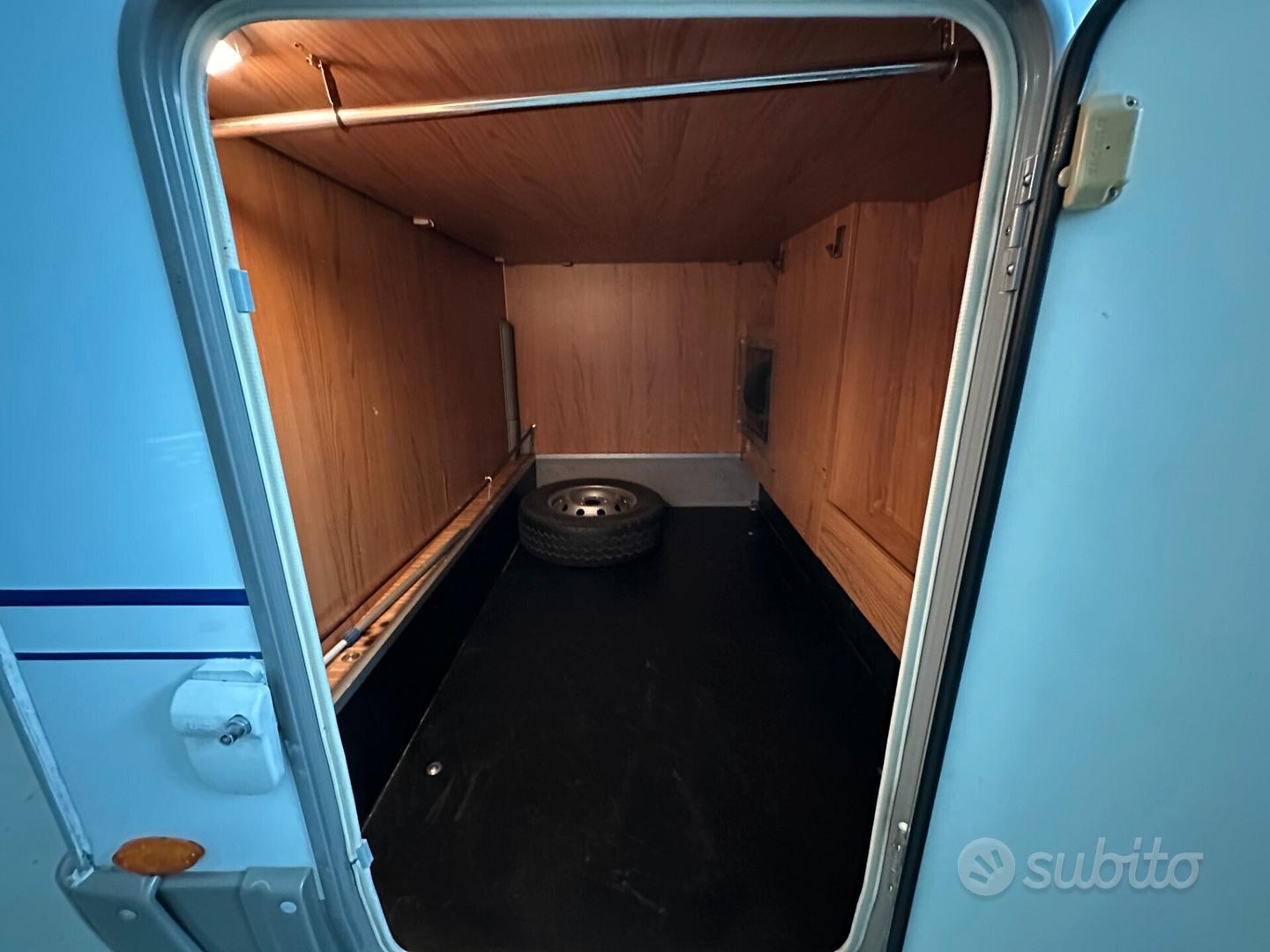 Subito - M.& M. Camper s.r.l. - Bürstner BUSRSTNER SOLANO T 695 - Caravan e  Camper In vendita a Pesaro e Urbino