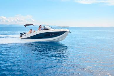 Quicksilver 875 sundeck