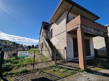 CASA INDIPENDENTE A SOLESINO