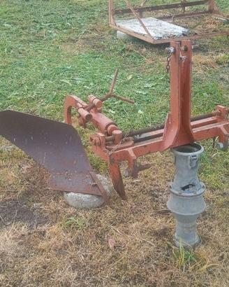 Trattore fiat 312 c con fresa e aratrello