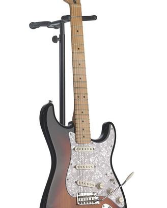 Fender Stratocaster Player MN 3TS +custodia rigida