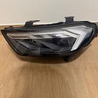 Faro anteriore sx Audi A1