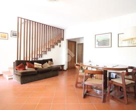 VILLA A SCHIERA A CESENA