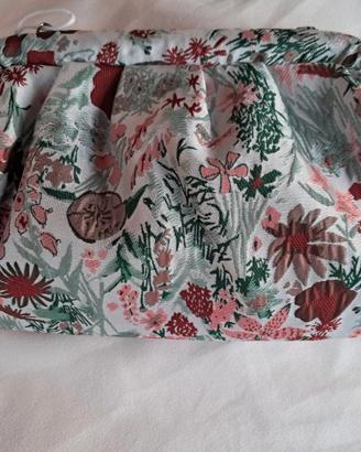 Pochette in tessuto fantasia 
