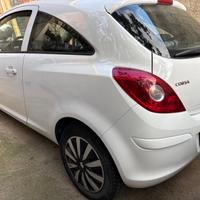 Opel corsa d 1.3 diesel