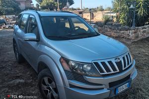 Mahindra  xux500