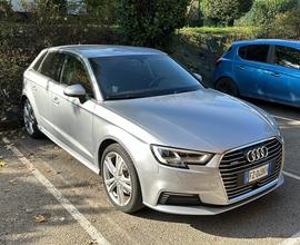 Audi A3 40 tfsi-e etron 204 cv ibrida plugin