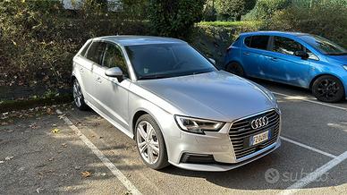 Audi A3 40 tfsi-e etron 204 cv ibrida plugin