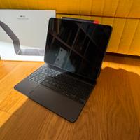 iPad Pro 13 1TB + Apple Magic Keyboards