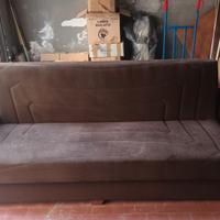 divani 3 posti e poltrona in pelle 