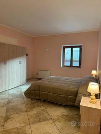 Camera da letto matrimoniale usata solo sei mesi