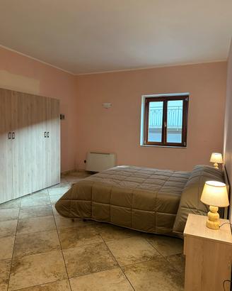 Camera da letto matrimoniale usata solo sei mesi
