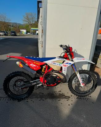 Beta RR Racing 300 2022