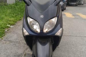 Yamaha T Max - 2001