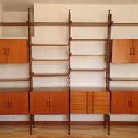 Libreria modulare nello stile di Franco Albini