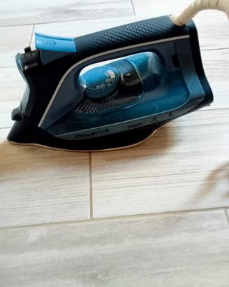 ferro da stiro a vapore Rowenta 