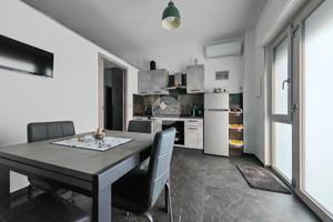 2 LOCALI A MANFREDONIA