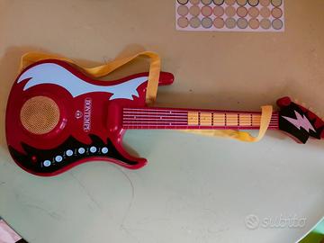 Chitarra giocattolo