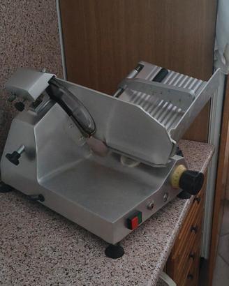 affettatrice professionale 