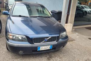 Volvo S60 2.4 benzina ..