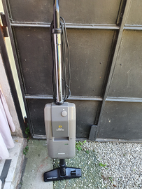 Scope elettriche ed aspirapolvere