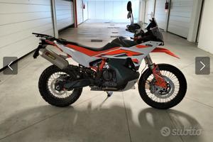890 Adventure R