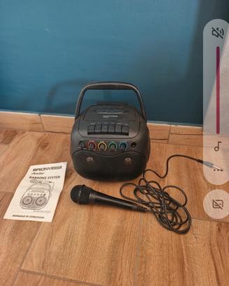 Radio karaoke con microfono per cassette