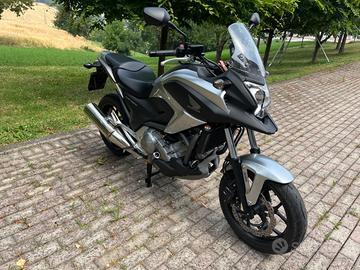 HONDA NC700X DCT