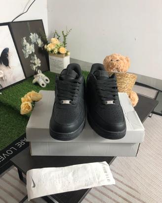 Nike Air Force 1 Low '07 Nero 45