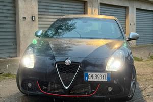Alfa romeo giulietta quadrifoglio 1750tbi