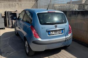 LANCIA Y